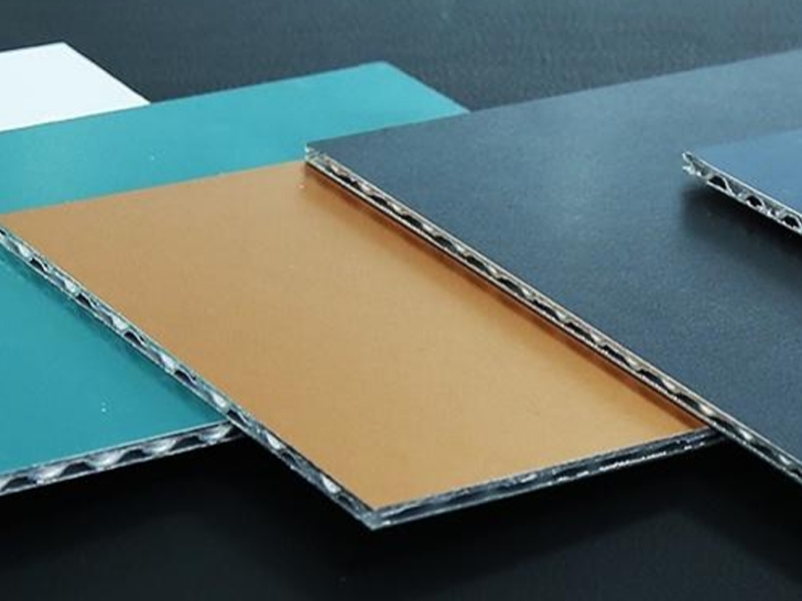 Aluminiowy panel kompozytowy